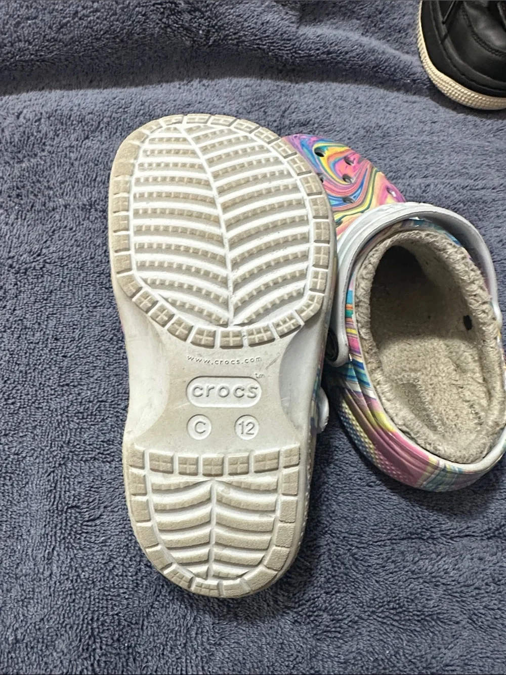 CROCS Kids Swirl Pattern Lined Clogs in White Strap and Rainbow Colors